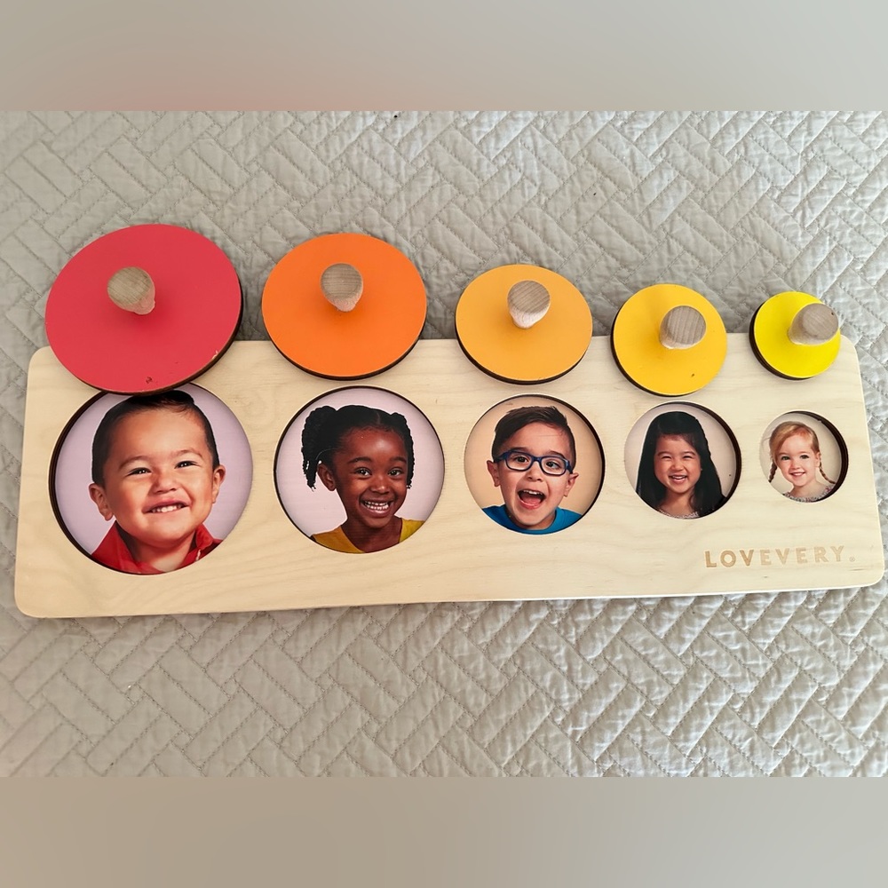 Montessori Lovevery Circle Faces Puzzle, Wood, Babbler Kit 13-15 months